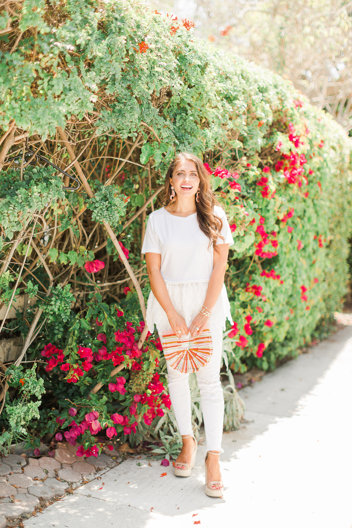 4 tips to wear white on white featured by popular Orange County fashion blogger, Maxie Elle