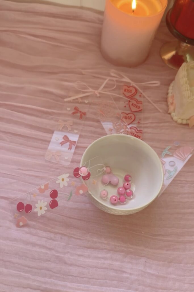 How to Make Cute Bookmarks