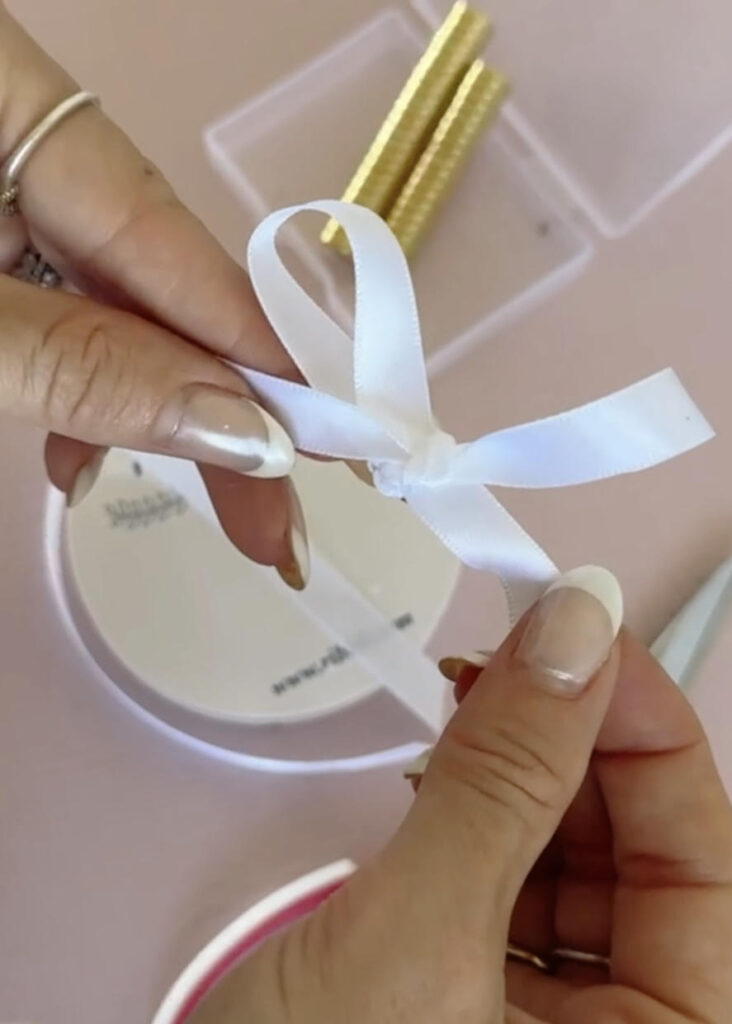 how to make bow magnets | DIY Refrigerator Magnets