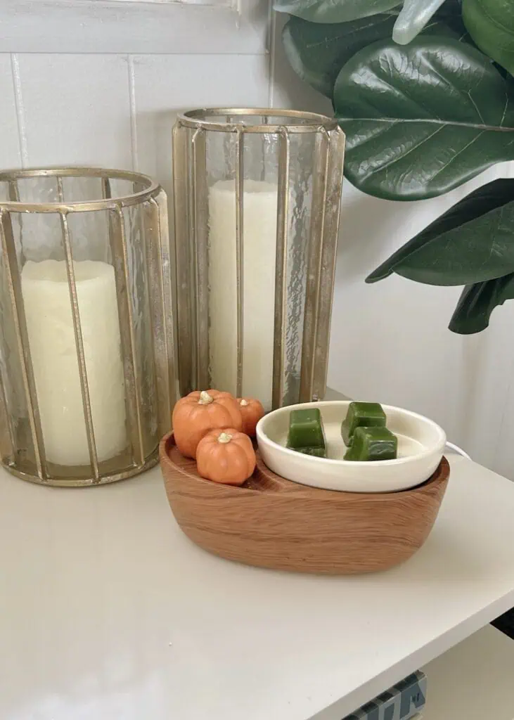 Neutral Halloween Decor Ideas