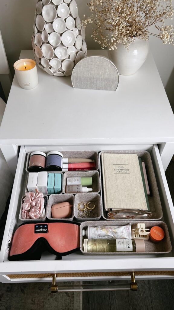 What To Keep Inside Bedside Table